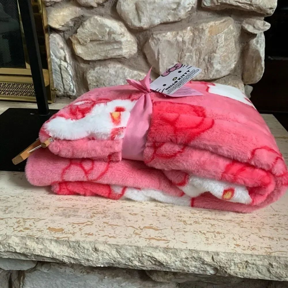 Hello Kitty faux rabbit fur Bow blanket large bows - Picture 10 of 11